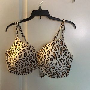Leopard bikini top plus size